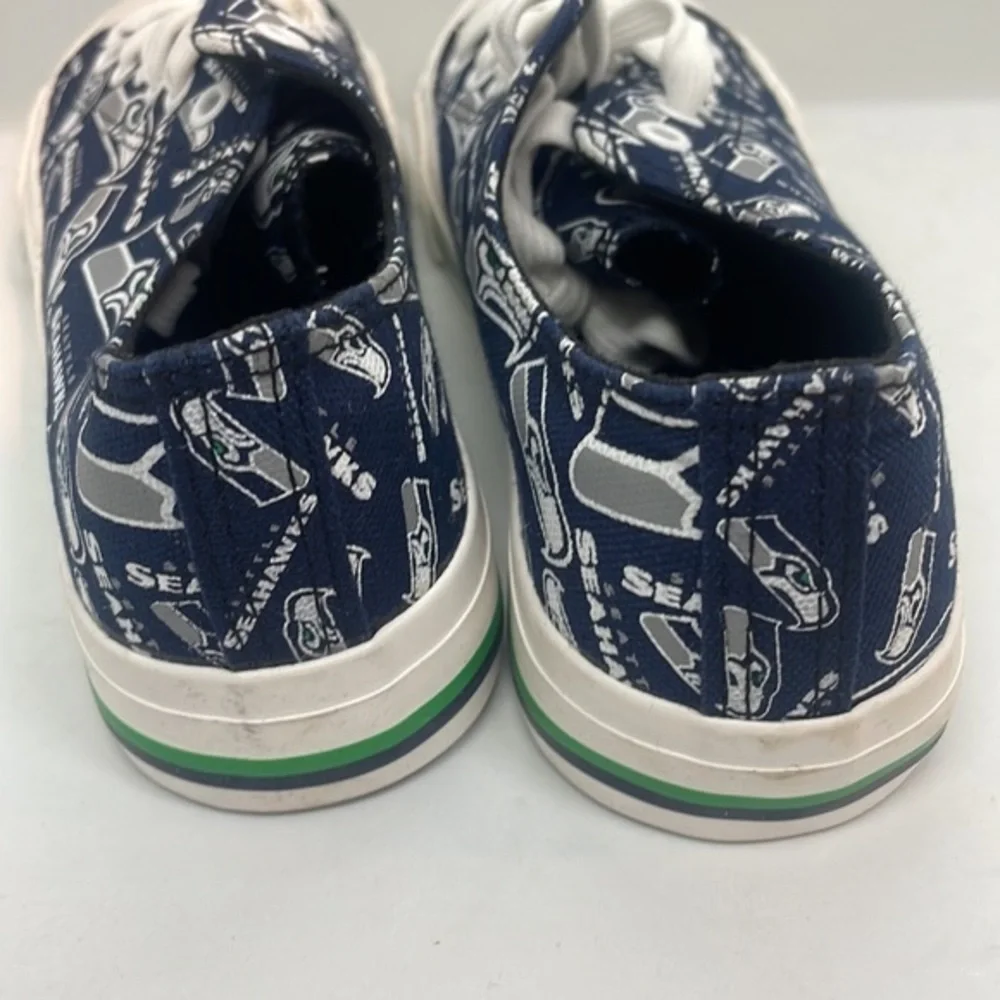 NWT NFL Seahawks shoes lace up sneakers size 8